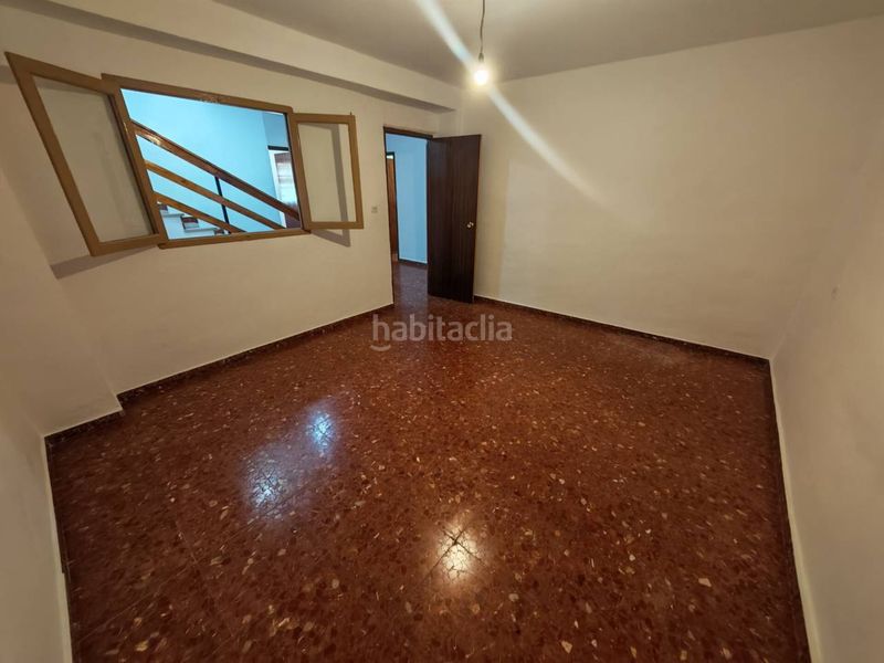 Foto a19ea954-94da-4b43-bbda-37ba3cfb1698. Casa amb calefacció aparcament a Salar