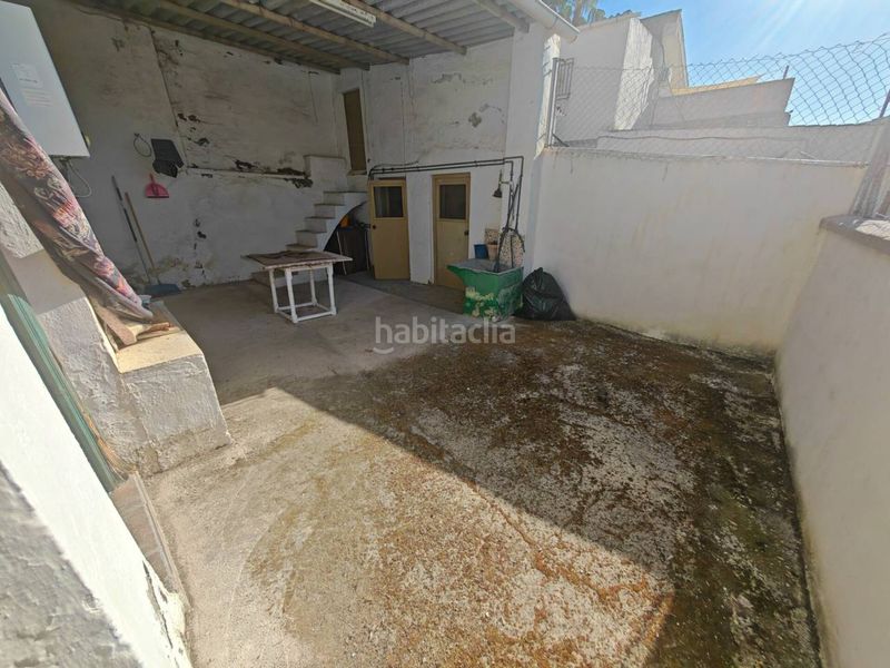 Foto 4f7e4efb-d1e3-433d-96ee-bb6c007c8a72. Masia amb aparcament a Loja