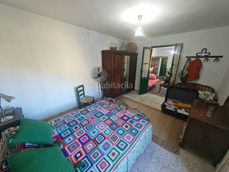 Foto 8a49e017-630c-48c1-bd59-da58ebe0d32e. Masia amb aparcament a Loja