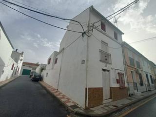 Casa a Real  16. Casa de pueblo en cacín