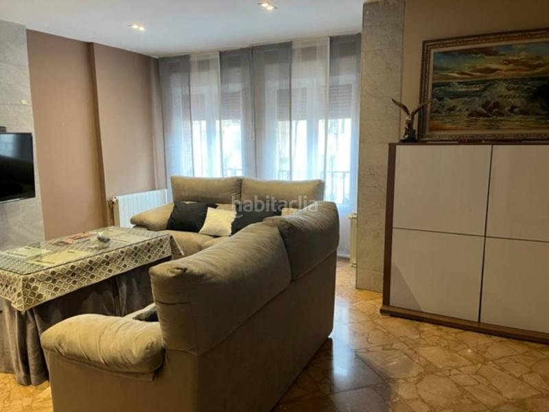 Foto e590b78d-08e0-4250-901e-a926b8ecba30. Casa  con cochera y terraza en Huétor Tájar