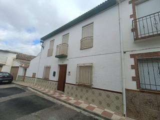 Haus in Íllora. Casa en tocón