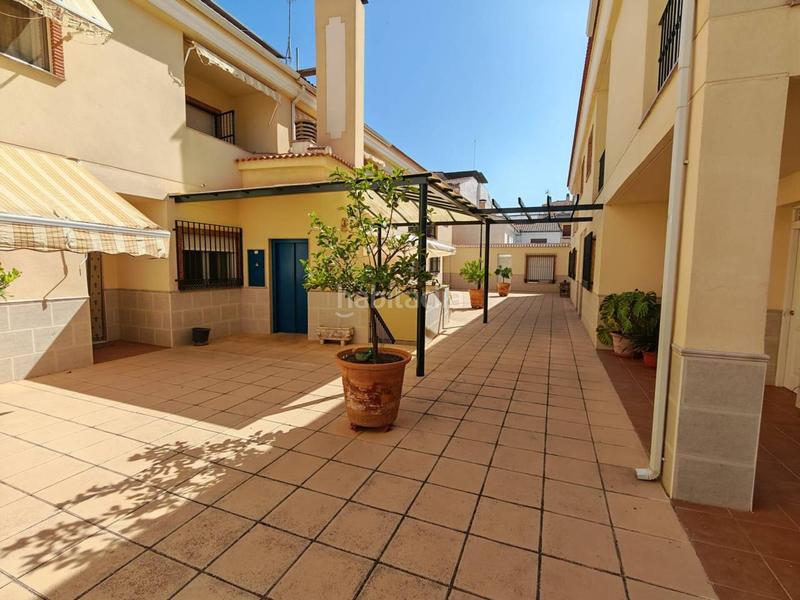 Foto 0f4aee7c-212a-45f2-84aa-7f95ffdf3d37. Casa a schiera con riscaldamento parcheggio in Huétor Tájar