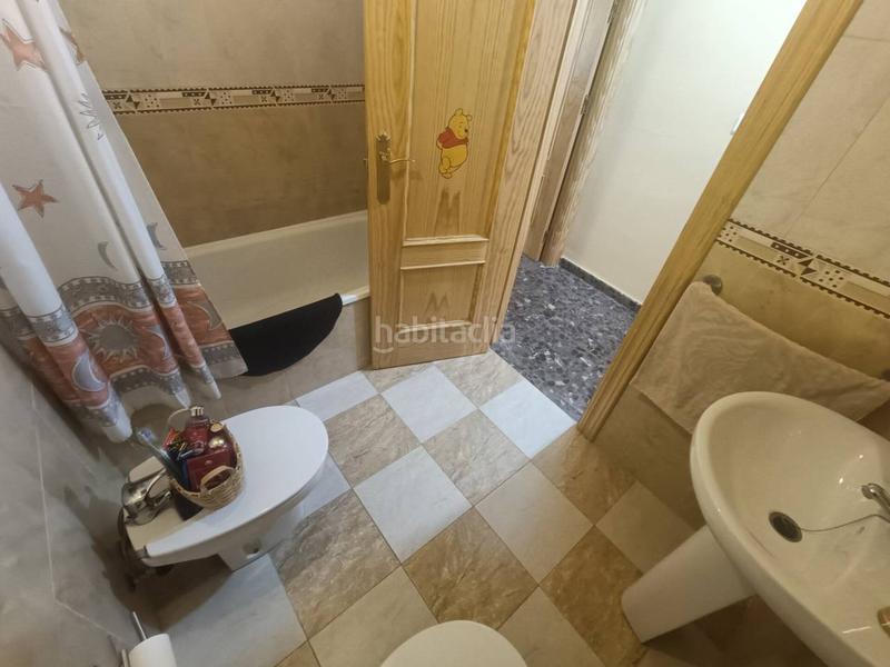 Foto 17b00d78-dc69-4478-80b3-f539bc69ad34. Casa a schiera con riscaldamento parcheggio in Huétor Tájar