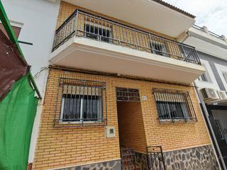 Maison à Villanueva Mesía. Casa en villanueva de mesia