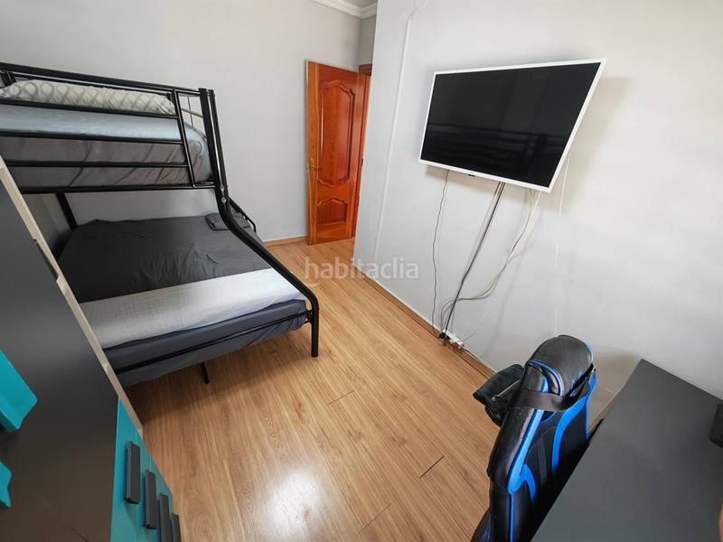 Foto 4ac0800f-b55b-4f02-bf82-52079260c7bf. Casa adosada  zona mercadona en Maracena