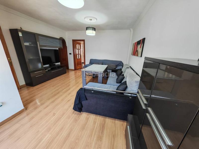 Foto b04cf7a2-257e-4de4-b07f-a21c15dc8264. Casa adosada  zona mercadona en Maracena