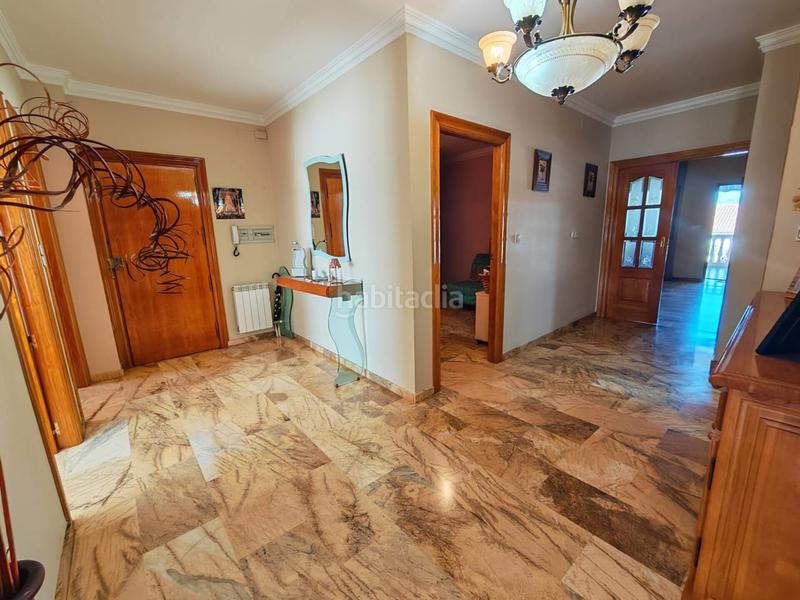Foto 540961bf-2683-41d3-a4b9-aab0aa9f1b12. Dúplex piso y bajo , con garaje ,terraza y patio en Villanueva Mesía
