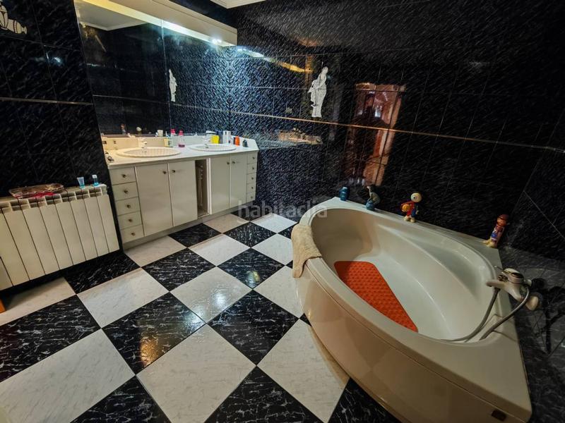 Foto ee857d5a-2d22-476d-ab20-7241748ee8c0. Dúplex piso y bajo , con garaje ,terraza y patio en Villanueva Mesía