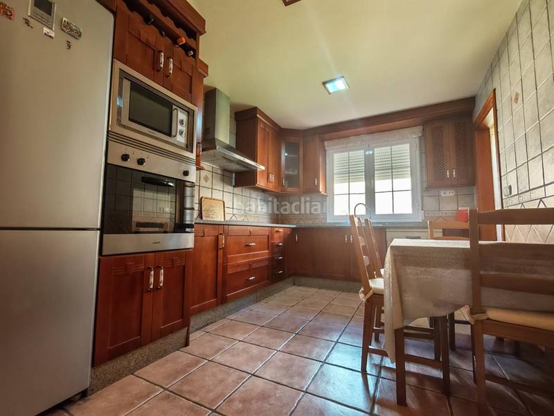 Foto 0fcbec3a-6669-4e26-843d-bd6872f4f32d. Chalet con riscaldamento parcheggio in Loja