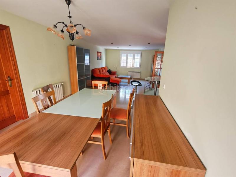 Foto 354c4d5a-92fb-4e0b-b81e-97e2b23c30f5. Chalet con riscaldamento parcheggio in Loja