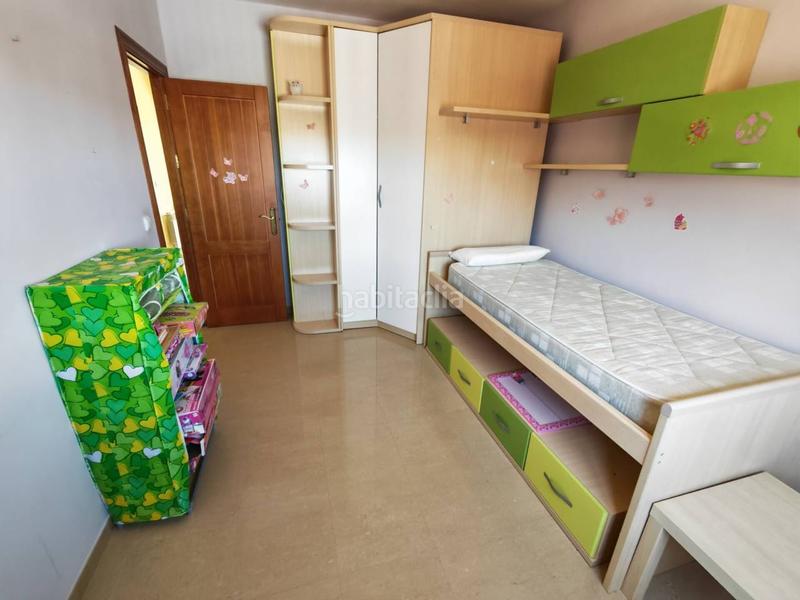 Foto 4002a40d-46c3-44a1-b465-8e0563d9724f. Chalet con riscaldamento parcheggio in Loja