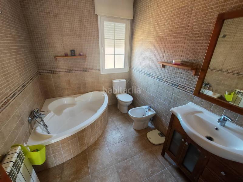 Foto 45d17cad-4e34-4cac-940e-22eb48c2ecce. Chalet con riscaldamento parcheggio in Loja