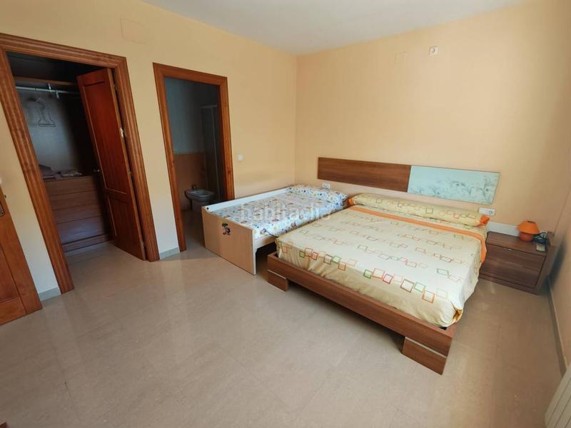 Foto f0321411-eb9f-4fa5-b1f6-835e911a03f2. Chalet con riscaldamento parcheggio in Loja