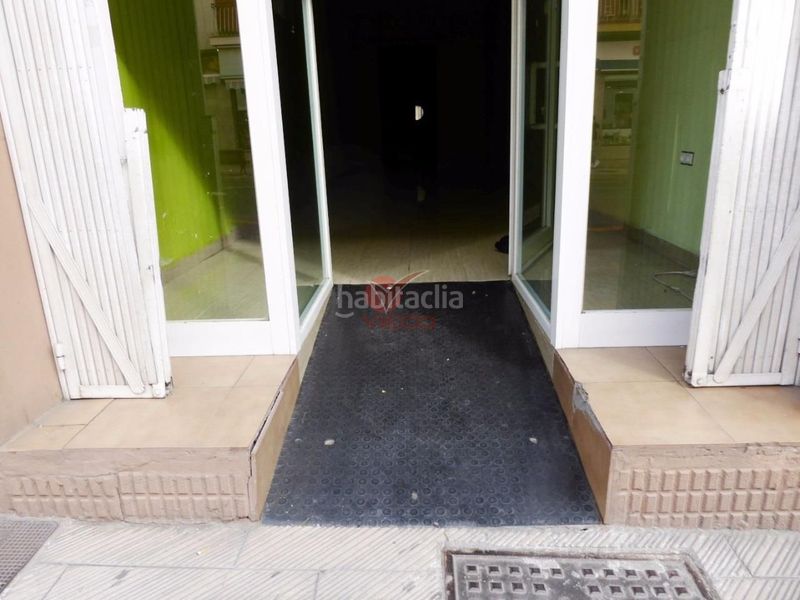 Foto 842f61e4-cd84-44f7-96d4-7e7c6b8fc793. Local comercial a Centro Cuenca