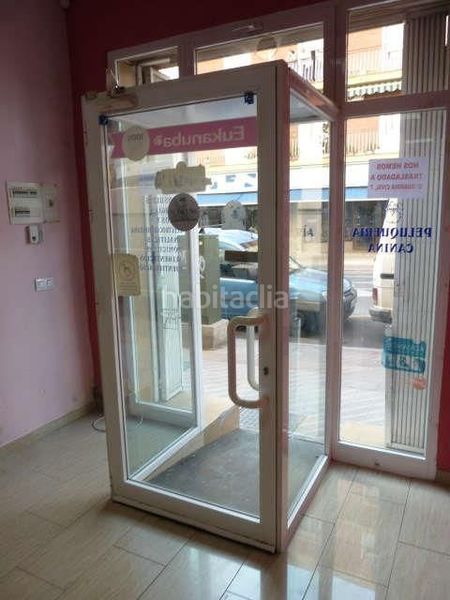 Foto fd9b712d-96fc-4318-8d17-5c292f79bb62. Local comercial a Centro Cuenca