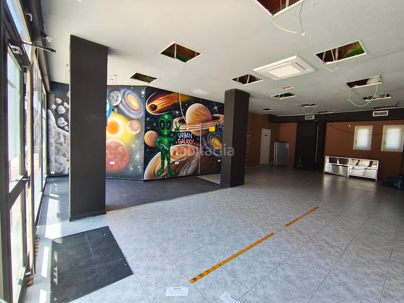 Foto a53b50eb-4983-457d-8c04-93174332a179. Local comercial a Centro Cuenca