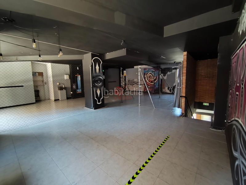 Foto cc3c683f-7da1-4c60-8c55-981bbe3554e0. Local comercial a Centro Cuenca