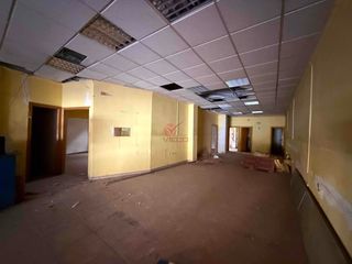 Local Comercial  Avda castilla la mancha. Magnífico local en avenida de castilla la mancha. 200 m2