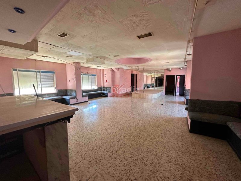 Foto 1c52039c-a95f-4c4e-b42e-ec1424d53b95. Local comercial a Centro Cuenca