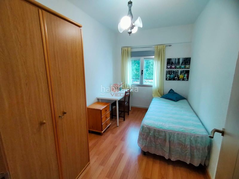 Foto 06fadb44-91ea-4773-b1f2-56a357634069. Piso en Centro Cuenca