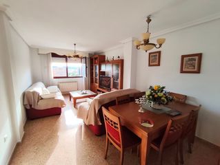 Rent Flat  Angeles gasset. En cuenca