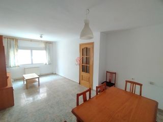 Rent Flat  Lusones. Centro reformado para entrar a vivir. accesibilidad total