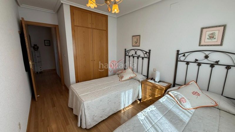 Foto df79e187-621b-4bff-8a21-78fd68bbee25. Piso en Fuensanta - Universidad Cuenca