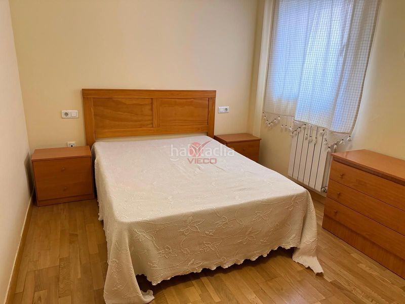 Foto ec6acb86-e5af-4dc5-a61d-1e5f7f6ca63a. Piso en Centro Cuenca