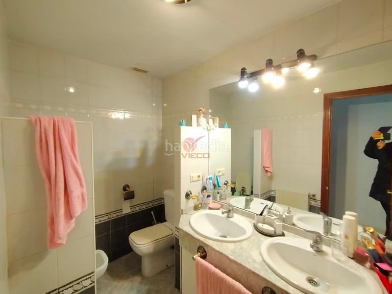 Foto 5992628a-b864-4242-954e-74a3fcd8641d. Casa amb calefacció aparcament terrassa a Los Tiradores Cuenca