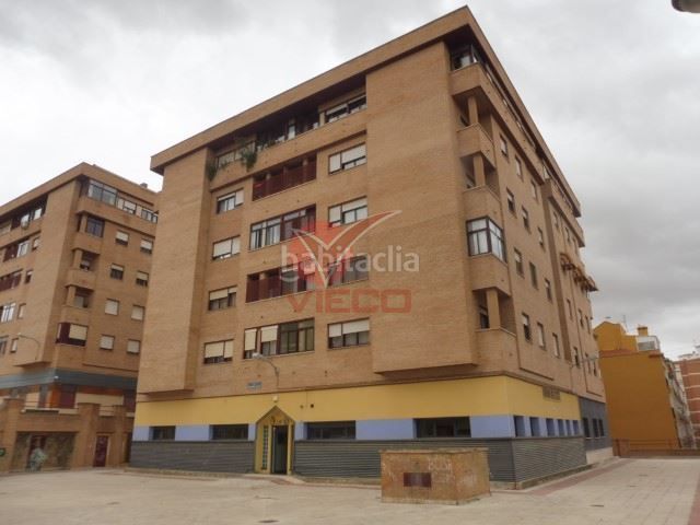 Foto 5d263361-e191-41cb-9665-d4e073cc64b9. Local comercial a Centro Cuenca