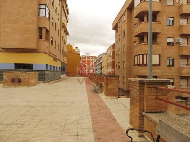 Foto cc34576b-42c6-49b9-a031-ae372d068461. Local comercial a Centro Cuenca