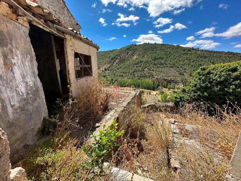 Foto 3e649e88-da1e-4ece-9b4e-74a0d6c5234d. Casa amb calefacció aparcament a Priego