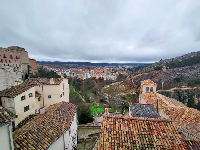 Foto 0ba55452-0b68-41d8-ba55-2d2be9e07cba. Maison dans Casco Histórico Cuenca