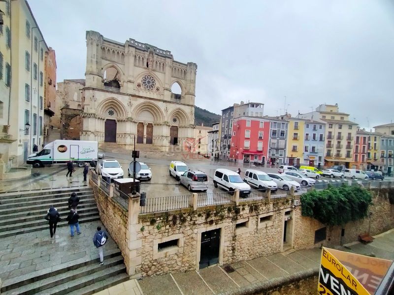 Foto afebf5d8-b09c-40ca-a622-73b359f82920. Maison dans Casco Histórico Cuenca