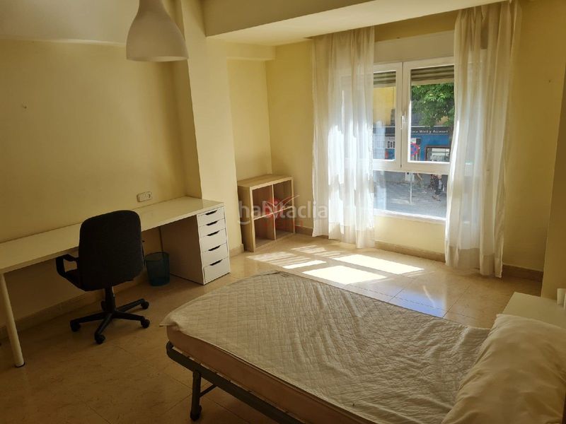 Foto 0dd05bcd-ff98-4262-8ff4-2f35c12576fd. Rent flat with heating in Centro Cuenca