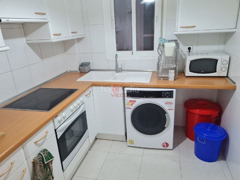 Foto 554fddf6-f2be-4236-8f2a-71411ec2427d. Rent flat with heating in Centro Cuenca