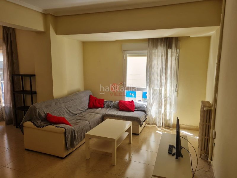 Foto d54c44b9-4b8c-4dcd-8710-2cd97d617ec2. Rent flat with heating in Centro Cuenca