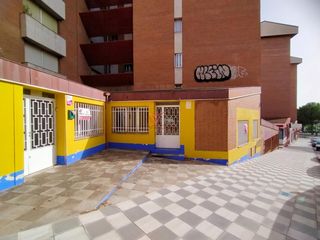 Local Comercial  Eras del tio cañamon. Local comercial en cuenca acondicionado con opción de ampliación