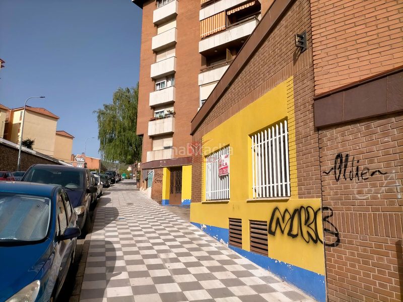 Foto 51fe60ba-c17a-4c5e-b56b-61a9a2c559db. Local comercial a Centro Cuenca