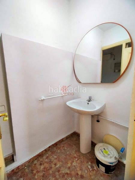 Foto c8b48d23-1d01-4ffa-864d-70193919991c. Local comercial a Centro Cuenca