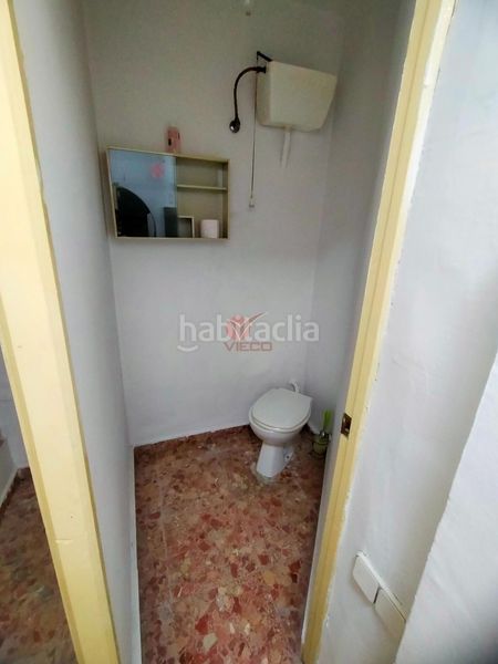 Foto f9f6ff91-f77e-4672-88dd-d2baf41b7ebe. Local comercial a Centro Cuenca