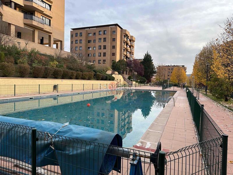 Foto 811bffad-68e7-4708-8014-037c6dbac5c6. Piso en Centro Cuenca