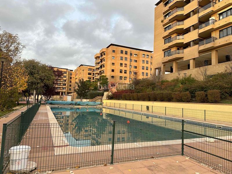 Foto 8474b200-285e-4552-93c8-b5cdcdd24bd0. Piso en Centro Cuenca