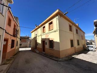 Casa  La iglesia. Casa con garaje en la melgosa, cuenca  gran potencial para refor