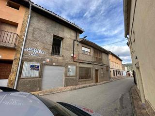 Casa  Iglesia. En villalba de la sierra