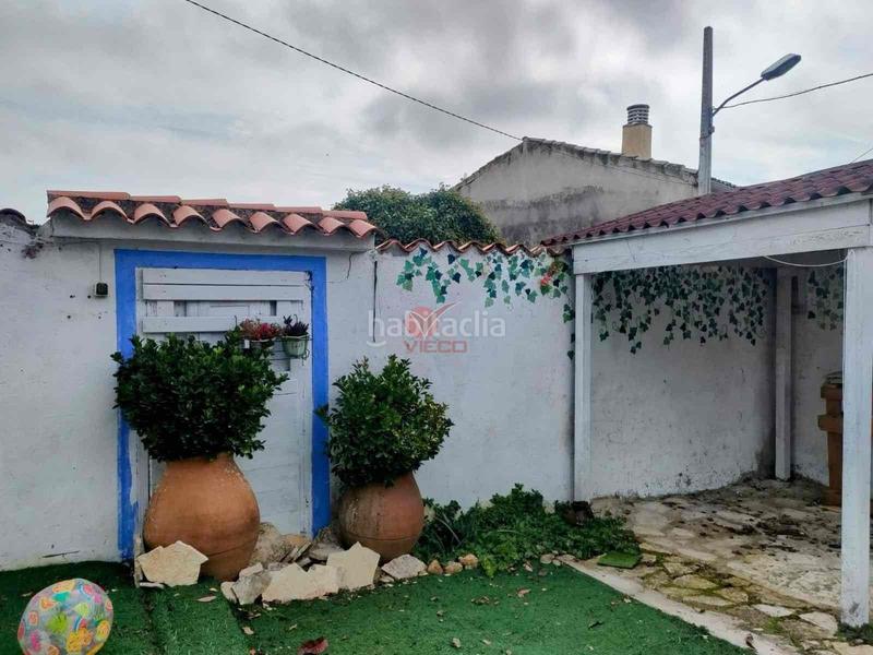 Foto 4ca80505-c2a1-4e91-bccc-1559cb389bc3. Casa  con patio en muy buen estado perfecta para vacaciones o segunda residencia en Torrejoncillo del Rey