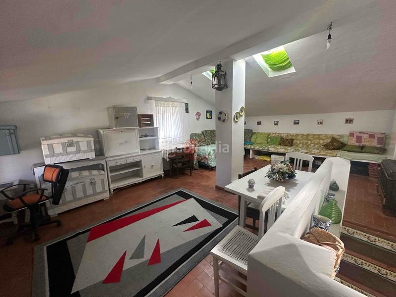 Foto fb2261e2-5109-4490-bb88-e76d6ea00caa. Casa  con patio en muy buen estado perfecta para vacaciones o segunda residencia en Torrejoncillo del Rey