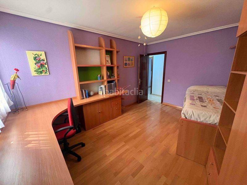 Foto c81dbd34-ddf8-4ca6-99fc-af9d2618d73f. Flat with heating parking in Centro Cuenca
