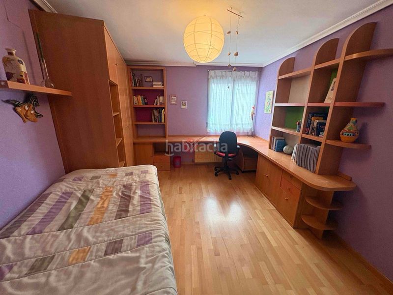 Foto e2342297-2256-4d6c-8776-7a1b5e07b75f. Flat with heating parking in Centro Cuenca
